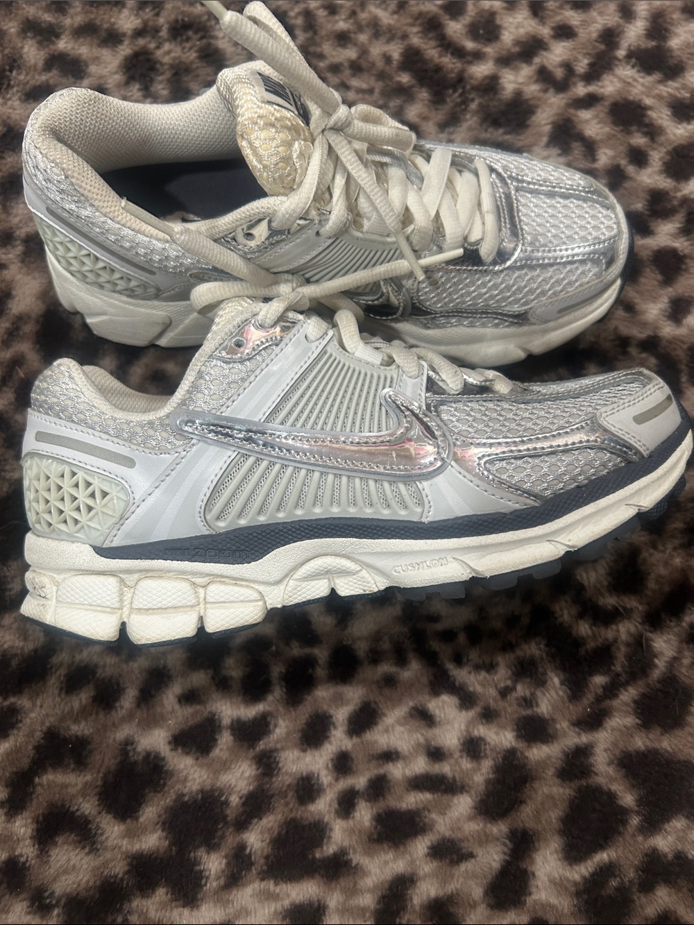 Nike Women's Silver Iridescent White Athletic Sneakers